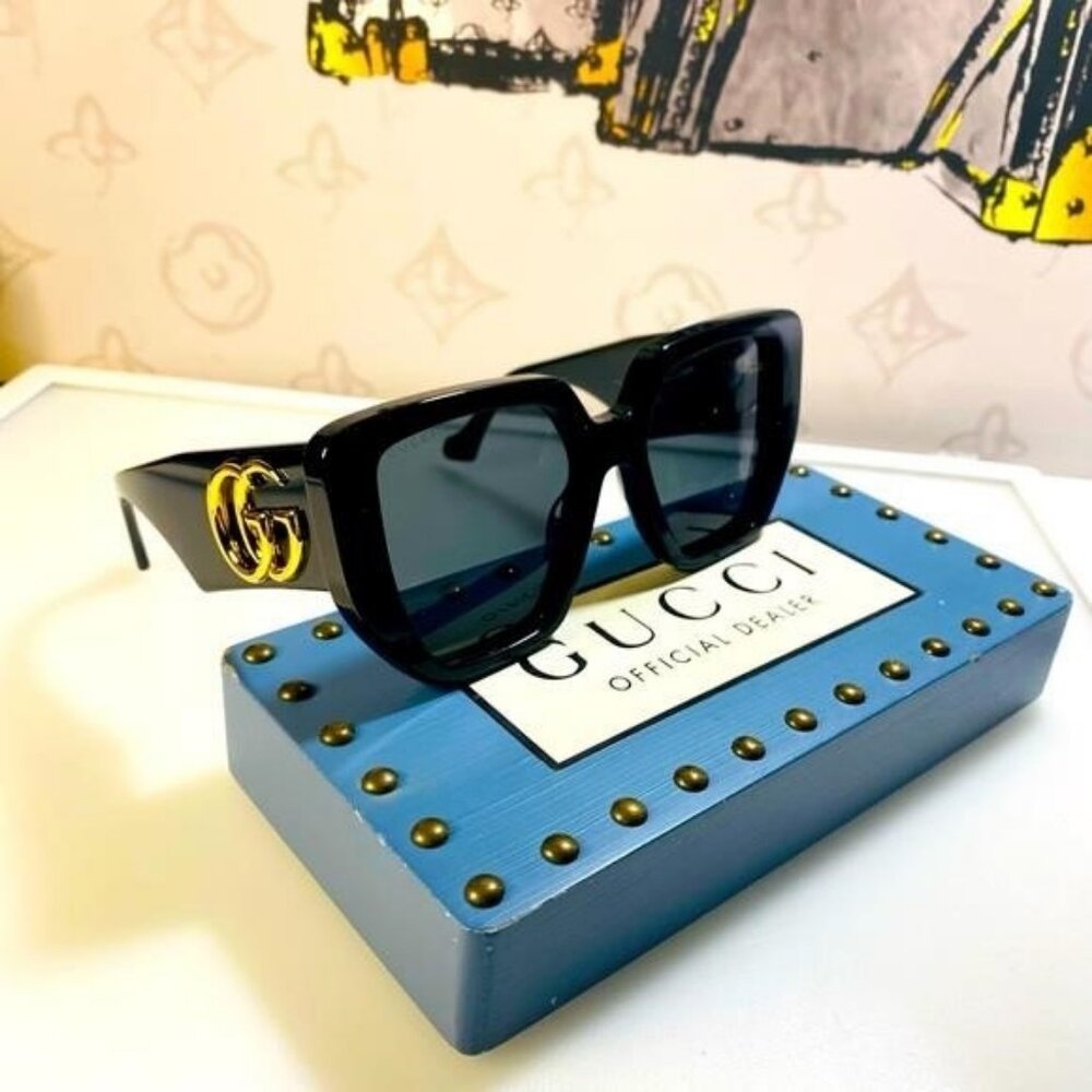 New Gucci Geometric Men’s Women’s Sunglasses GG0956S 003 Black/Gold 54mm - Picture 1 of 13